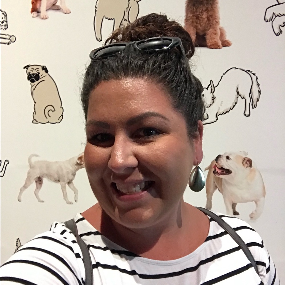 Meet your Posher, Danielle